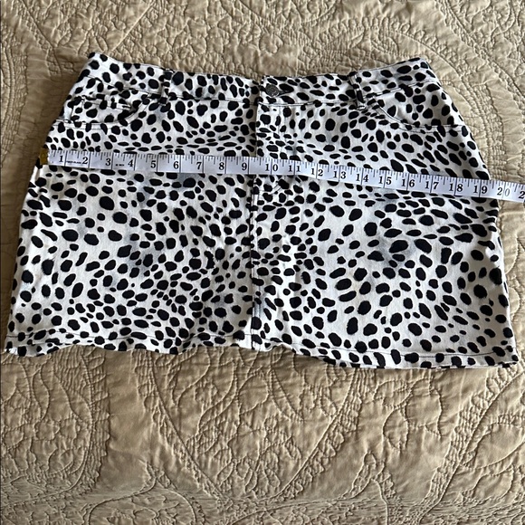 Motel Rocks Black and White Patterned Mini Skirt - Picture 6 of 6